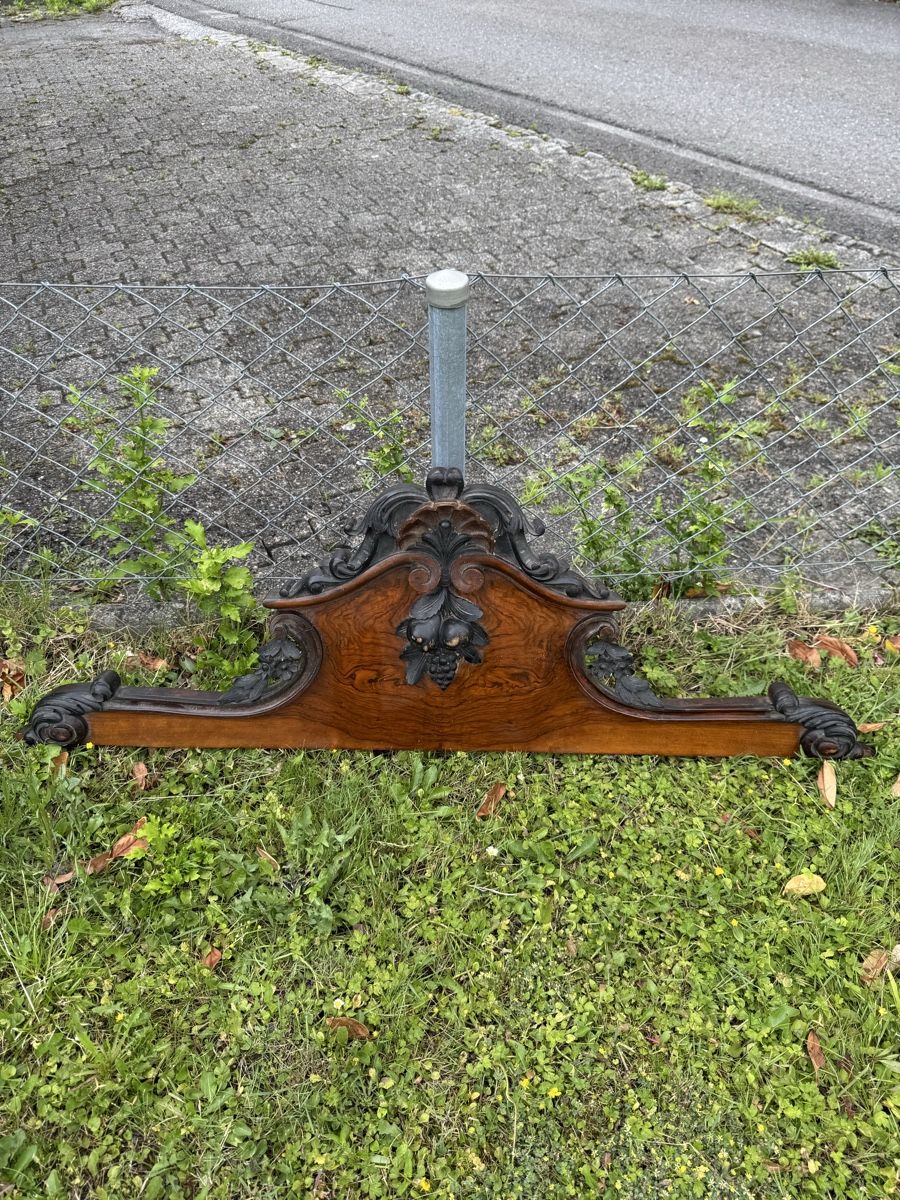 Holzartikel: Antike geschnitzte Möbelteile aus Holz  – Gebraucht aus Trübbach von s-a-t 4