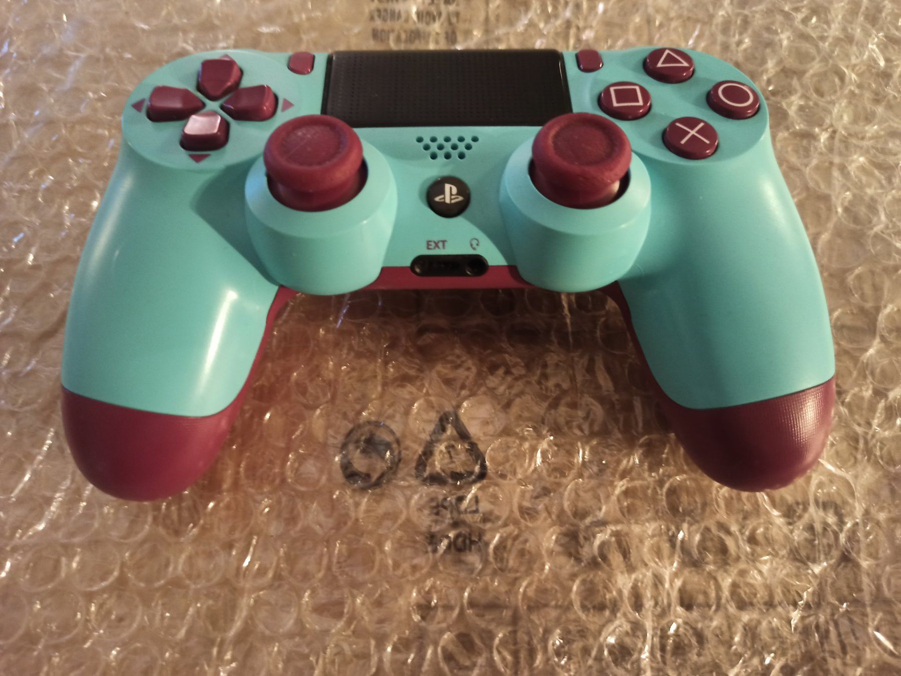 Sony Controller: Original Controller PS4 Wireless DualShock 4 V2 Berry Blue – Gebraucht aus Oberweningen von mar_87mx 1