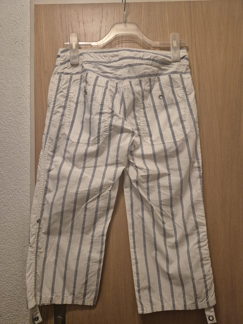 H&M Pantaloni: hose – Usato da Pfaffnau venduto da gologoldun1953 1