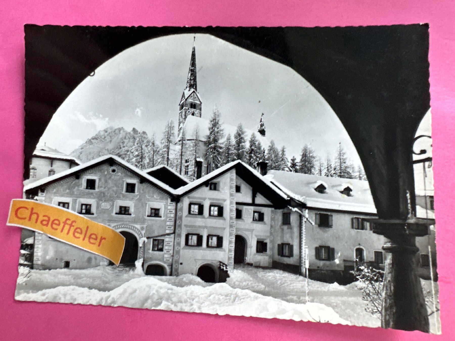 Cartoline postali: Dorfpartie in Scuol, Engadin – Usato da Zürich venduto da Chaeffeler