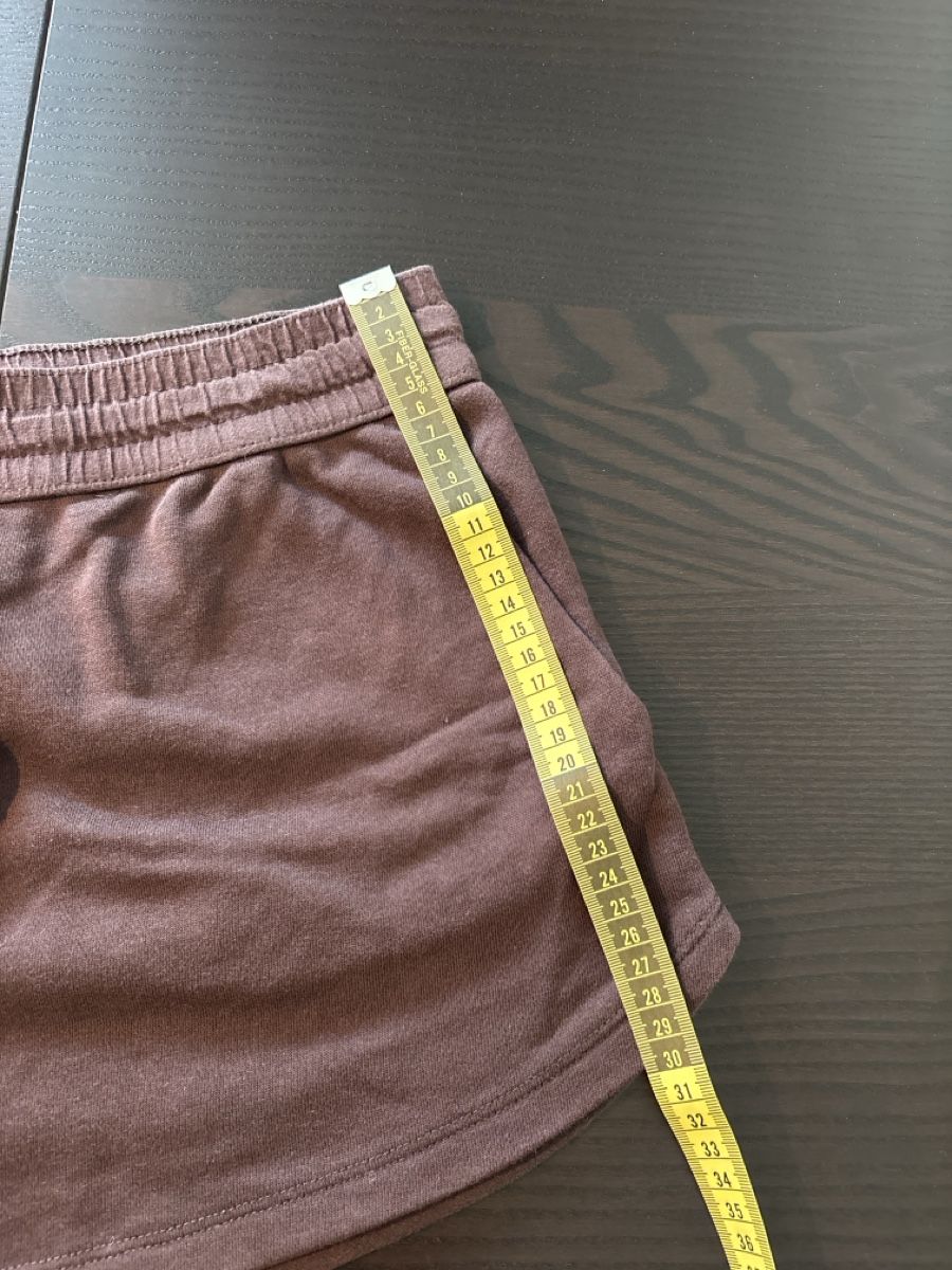 H&M Pantaloni: Shorts, braun, Grösse M, stark gebraucht – Difettoso da Adliswil venduto da ninotschka7 1