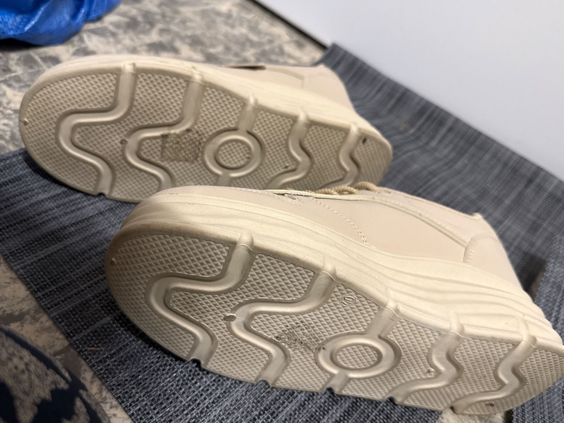 Scarpe da donna: Damen Schuhe knappes 39- NEU – Nuovo (secondo la descrizione) da Amriswil venduto da used2use 3