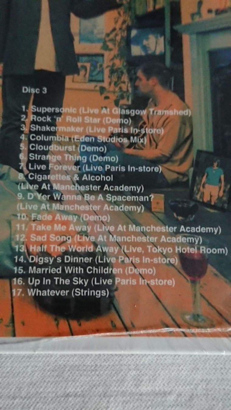 CD: Oasis / Definitely Maybe – Nuovo e nell'imballaggio originale da Cortaillod venduto da signep 5