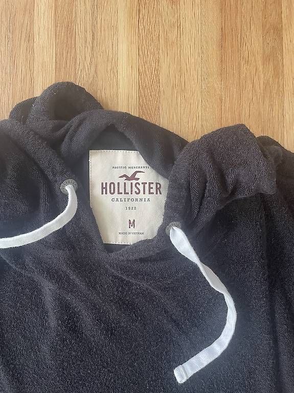 Maglioni & Felpe: Hollister pull capuche éponge noir  – Usato da Troinex venduto da nadinebmichaelson 2