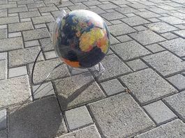 Globus, leuchtet