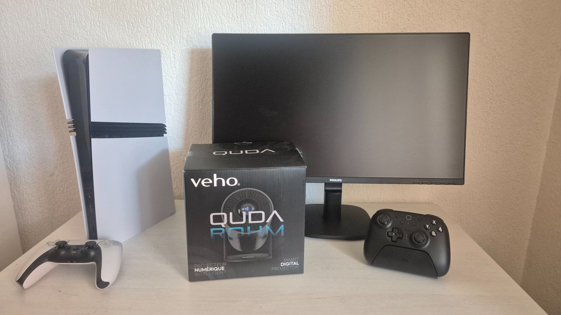 Sony Konsolen: PS5 Pro Konsole + Gaming Zubehör PREISKNALLER – Gebraucht aus Unterengstringen von MoYaBo23