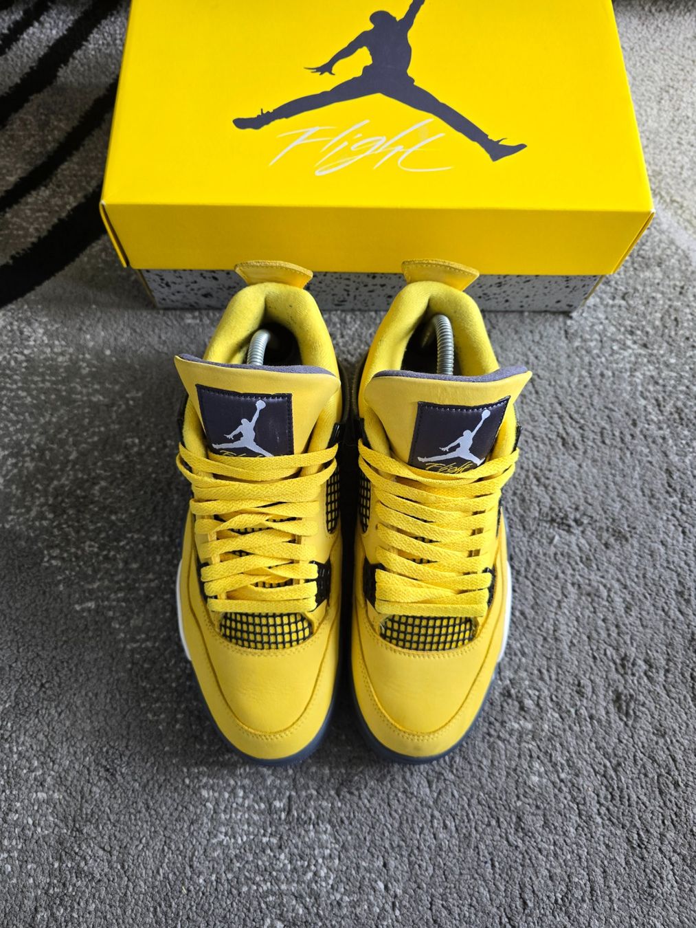 Scarpe da uomo: Jordan 4 Retro lightning – Usato da Bôle venduto da A_Kickstory 2