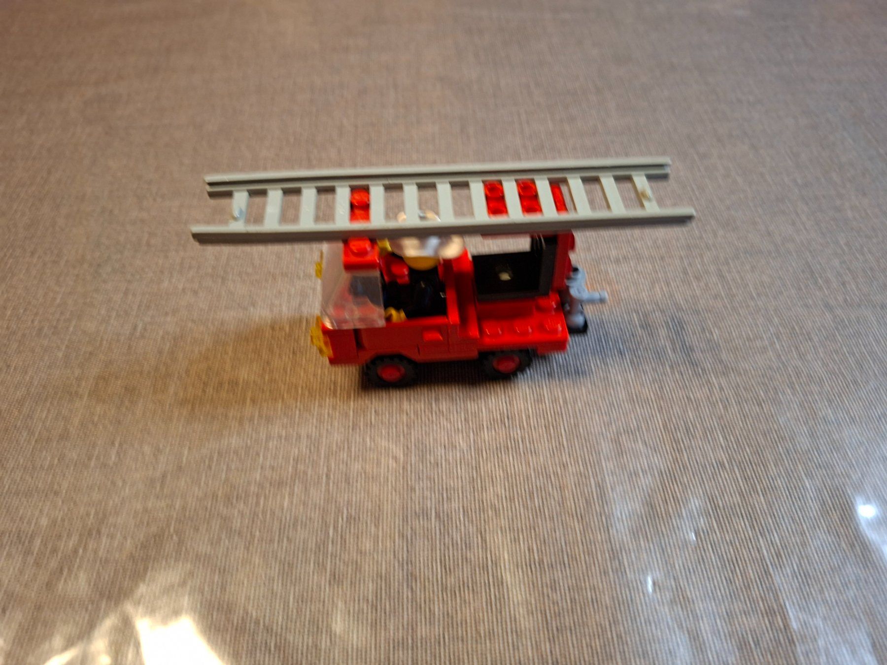 Lego Kit di costruzioni: Lego - Camion de pompier. – Usato da Montmollin venduto da islachat