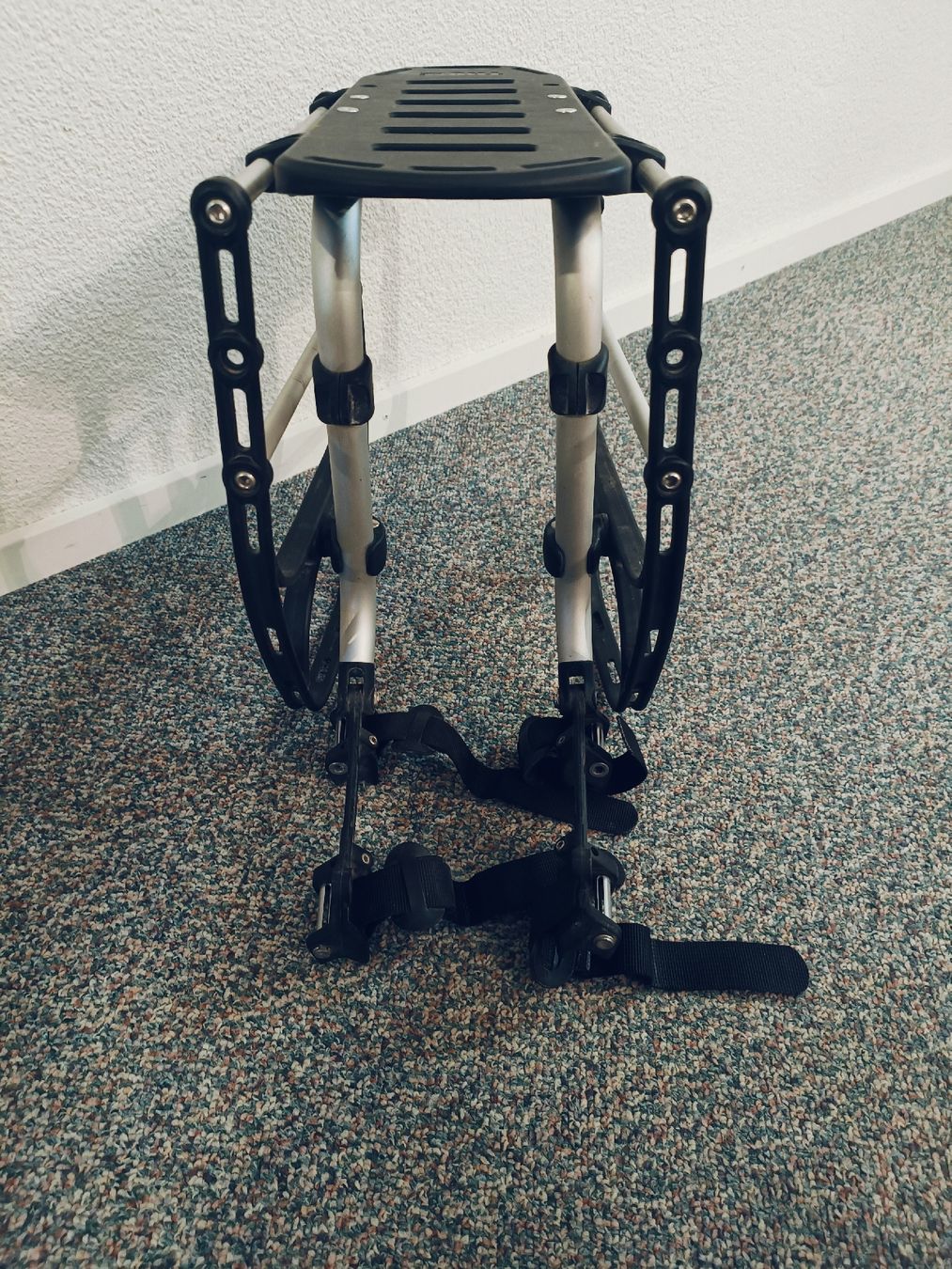 Thule Pezzi di ricambio: Thule Gepäckträger – Usato da Wangen b. Olten venduto da the_smithi 1