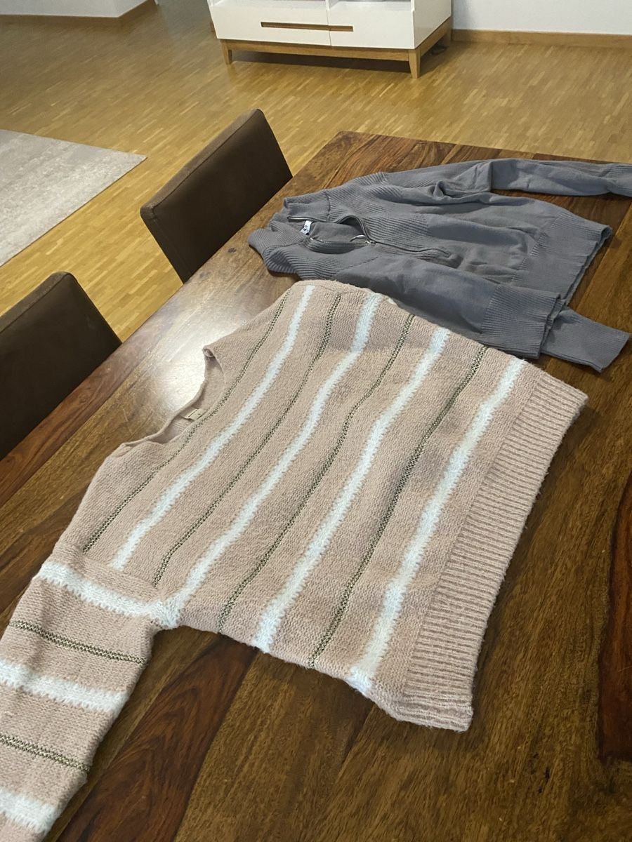 Maglioni & Felpe: 2 Damenpullover - Gr. S & M - Herbst-Look 🍂 – Usato da Zürich venduto da Nutla