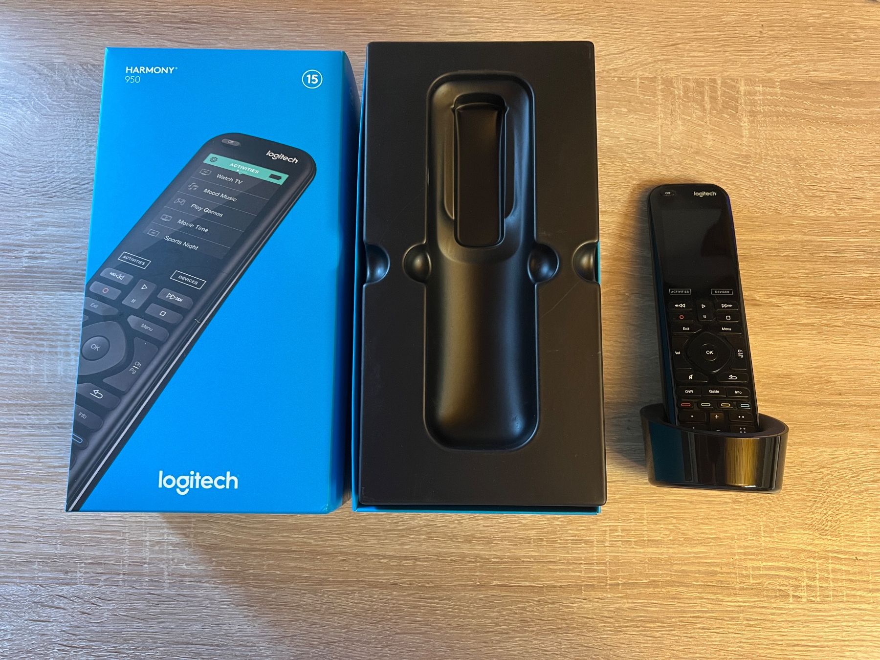 Logitech Telecomandi: Logitech Harmony 950 - Telecomando Multifunzione – Usato da Vezia venduto da ram_5gp7 1