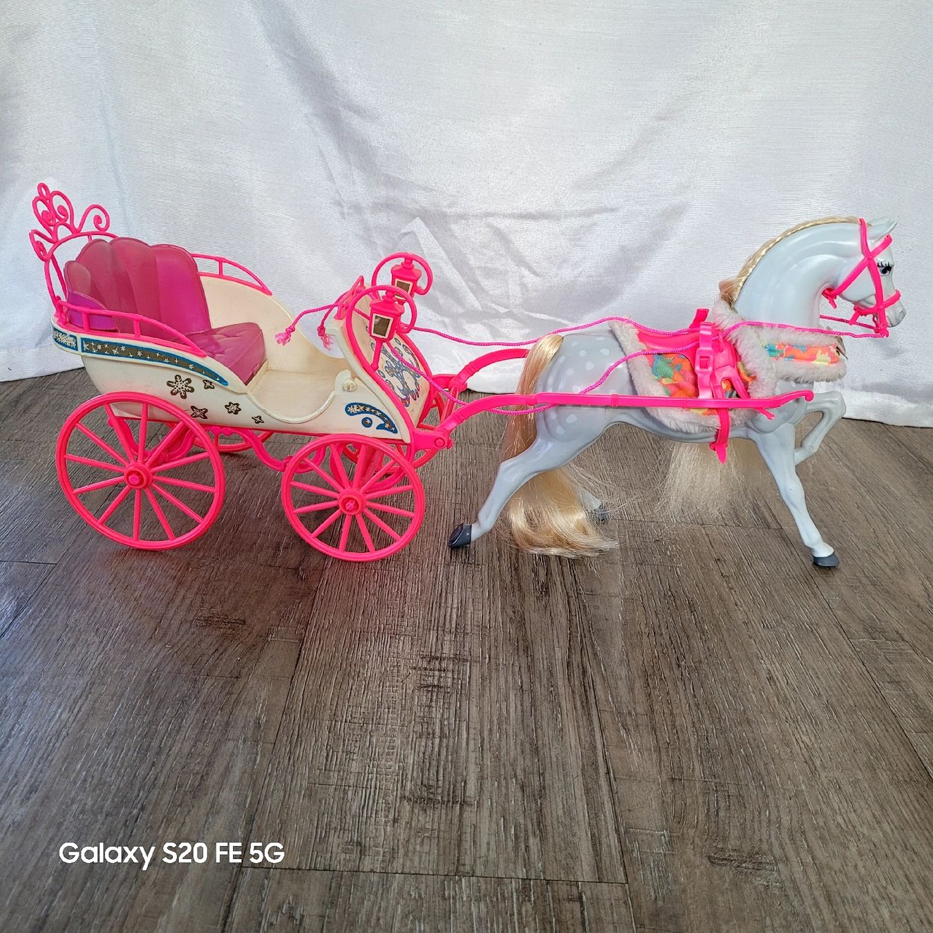 Jouets: Barbie Pferd Blizzard mit Kutsche – D'occasion à Niederbuchsiten par klengyel 4