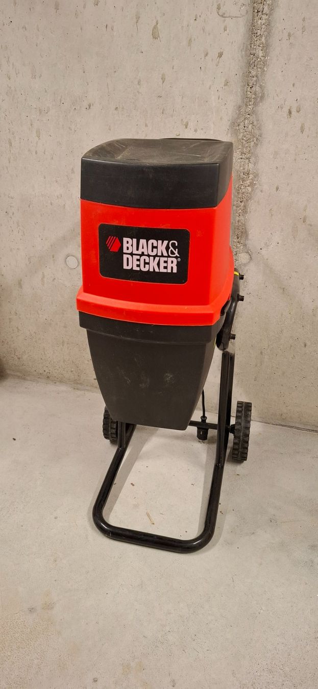 Trinciatrici: Leise Häcksler 2400 Watt – Usato da Reidermoos venduto da Speedrocket
