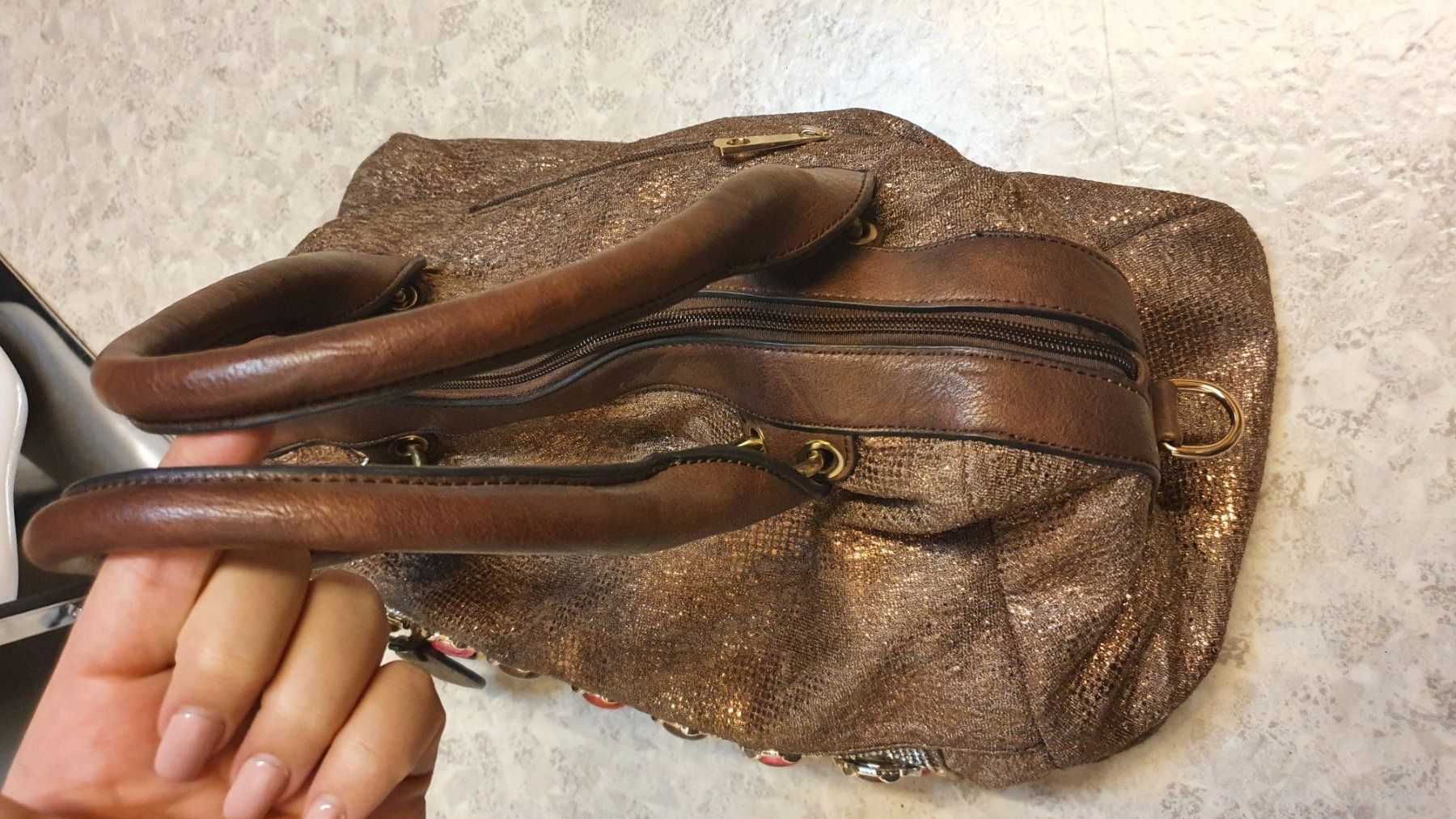 Taschen für Damen: Große Tasche ⭐️ – Gebraucht aus Wald ZH von Martin79 7
