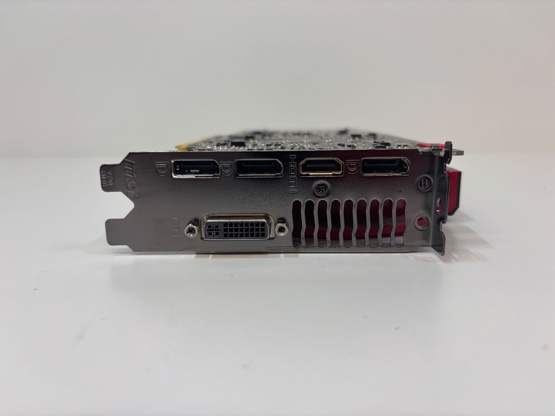 MSI Schede grafiche: Grafikkarte MSI GeForce GTX 950 2GB – Usato da Lachen SZ venduto da alcom-electronics 1