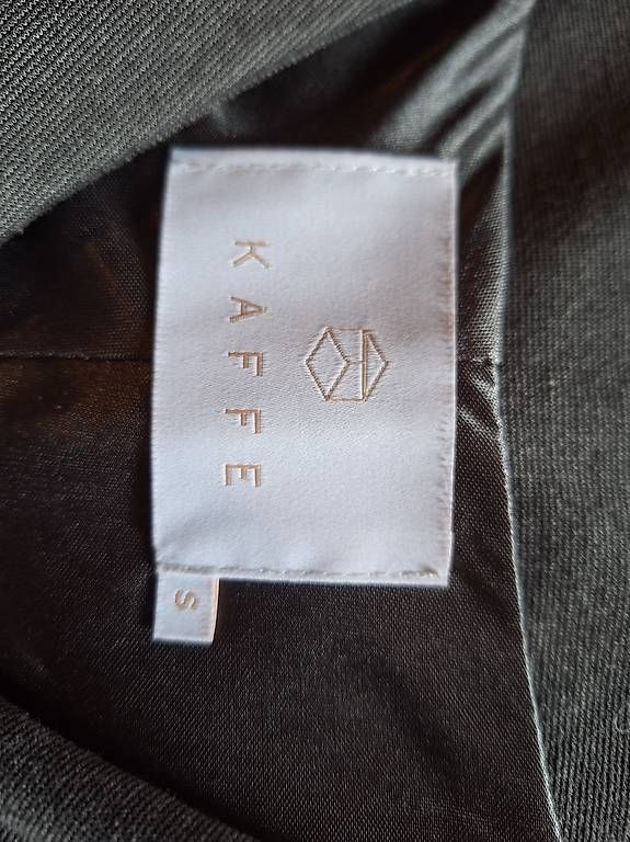 Vestiti: KAFFE Kleid Gr. S grau  – Usato da Klingnau venduto da han_km7r 3