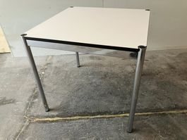 gebr. USM Haller Tisch klein / Weiss ab 1.-