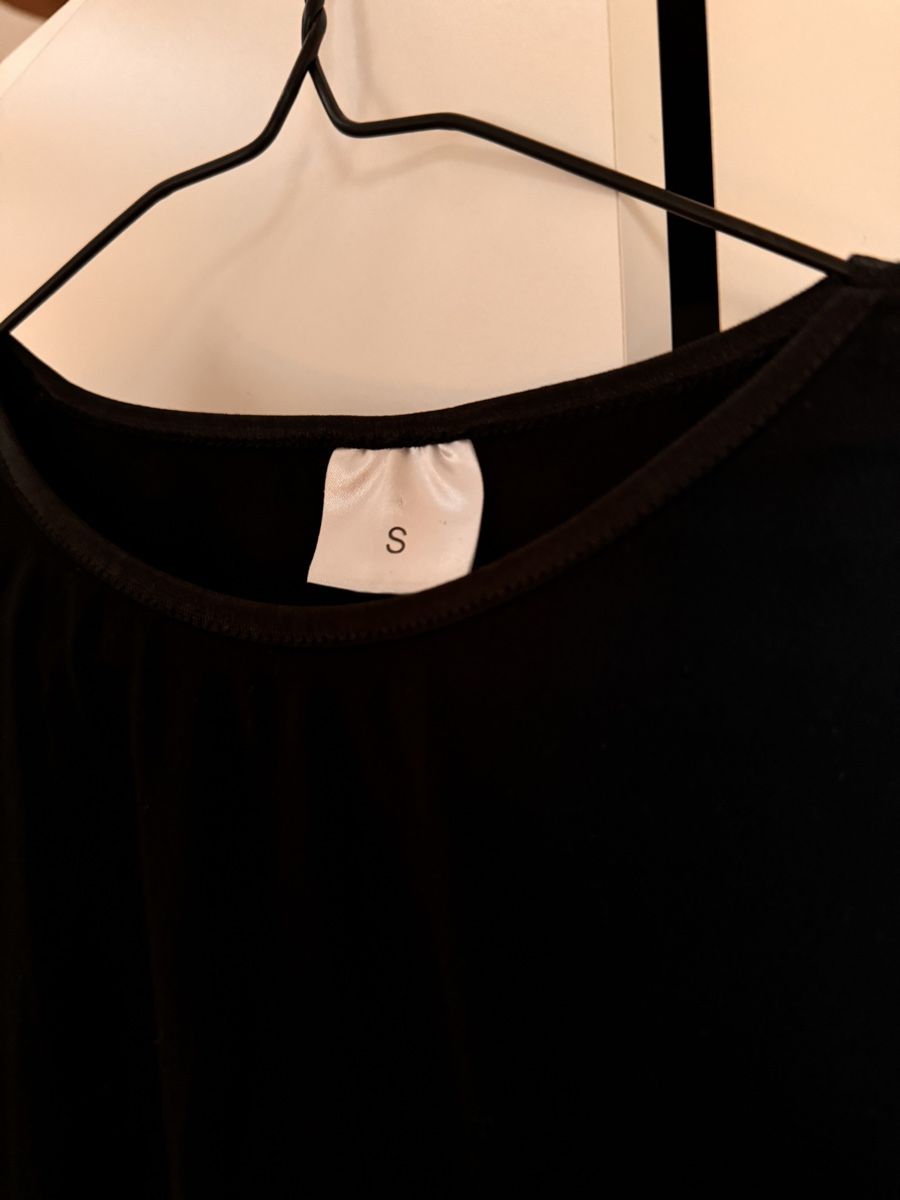 T-shirt: Basic schwarzes T-Shirt S – Nuovo (secondo la descrizione) da Richterswil venduto da Manu55555 2