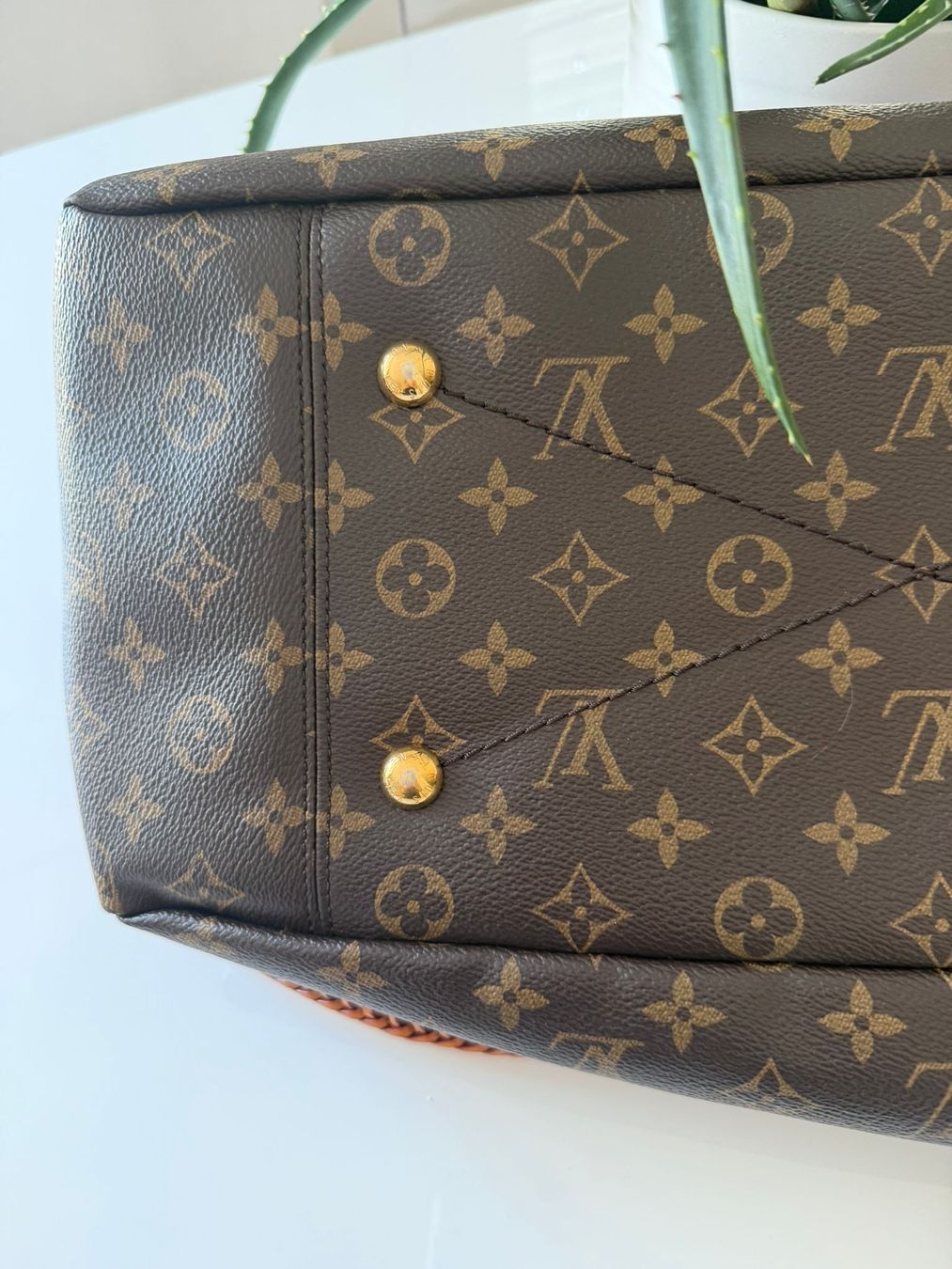 Sacs femmes: Artsy Louis vuitton – D'occasion à Mont-sur-Lausanne par Aerith.FFVII 6