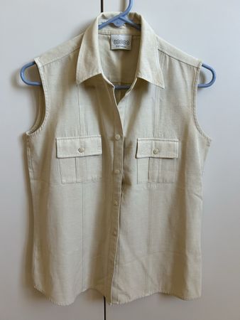 Beige no-sleeve Shirt size 40