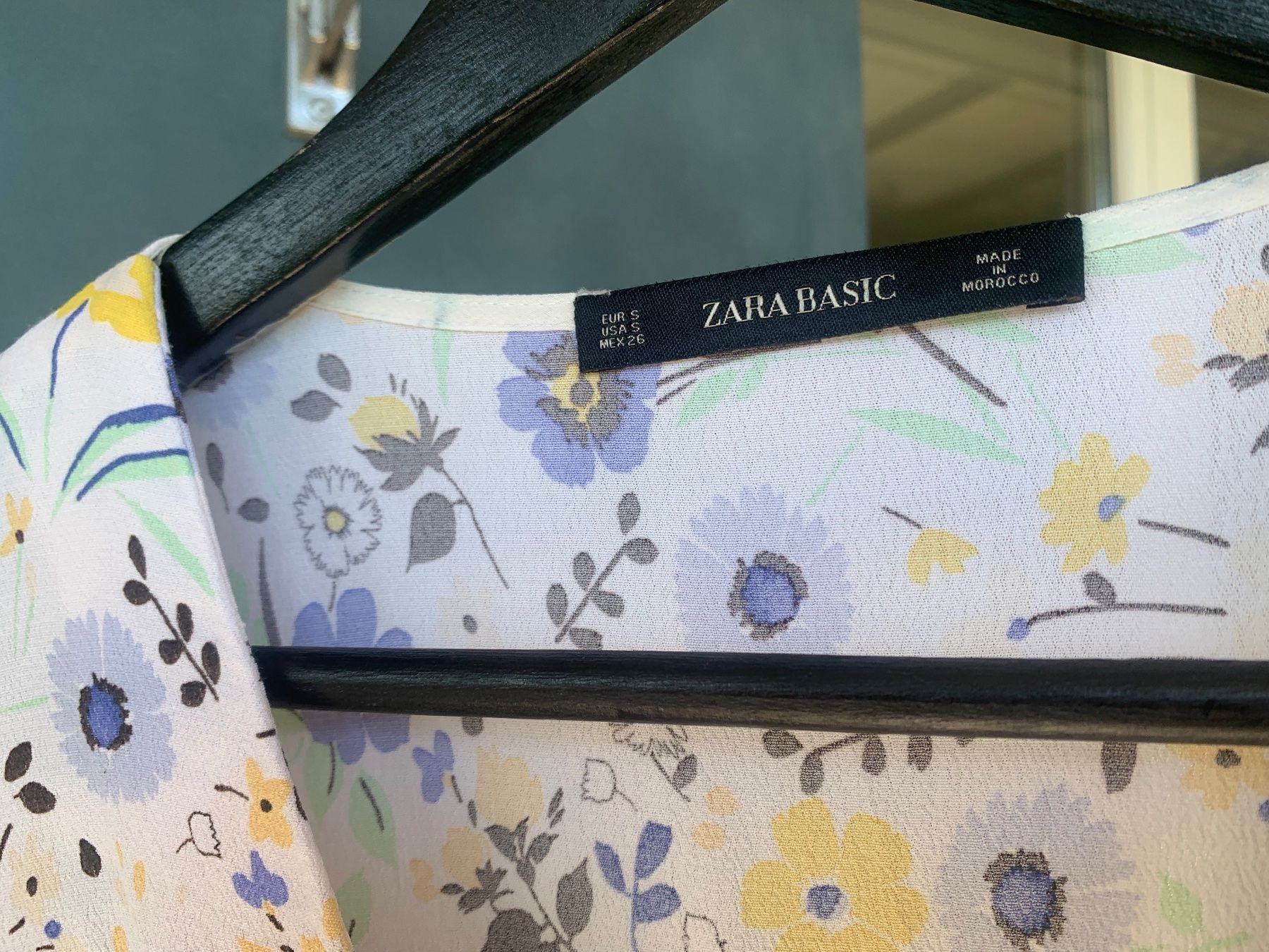 Kleider: Sommerkleid mit Blumen, Gr.S🌞 – Gebraucht aus Egg b. Zürich von Flummi 2