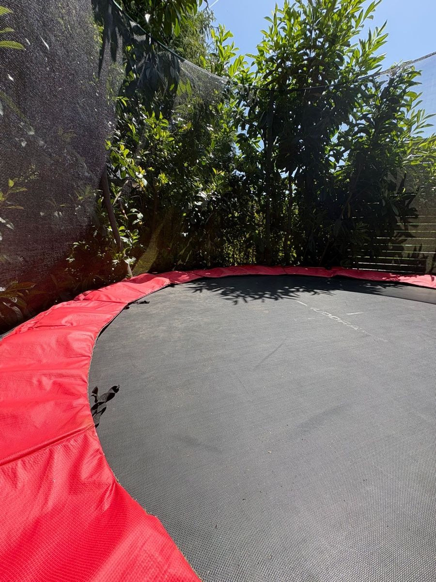 Hudora Trampolini: Trampolin Hudora 300 cm top Zustand – Usato da Riehen venduto da BS4000 2