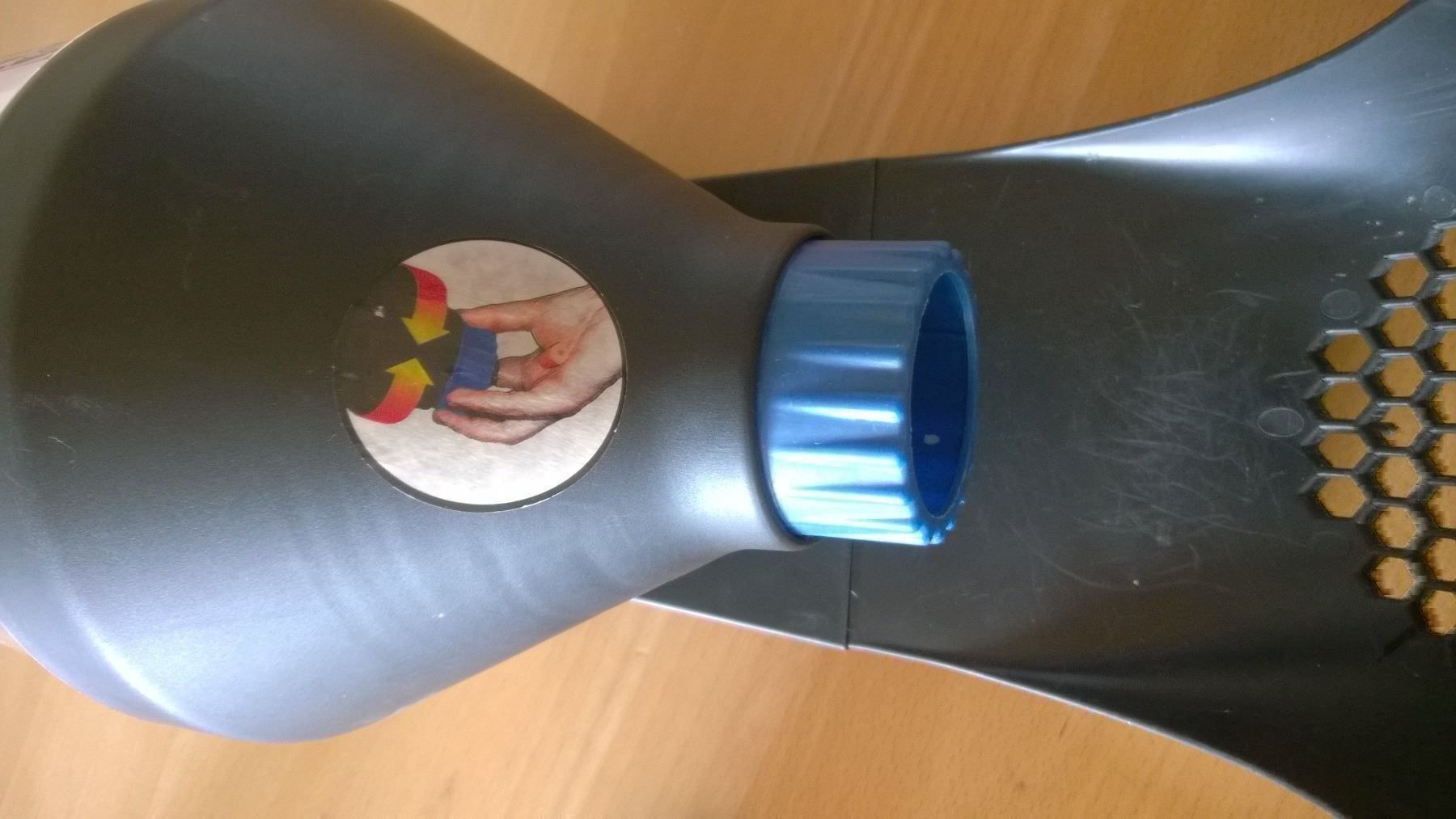 Fixations: OHRENSTÖPSLER DISPENSER – D'occasion à OBERSTETTEN par simba0810 2