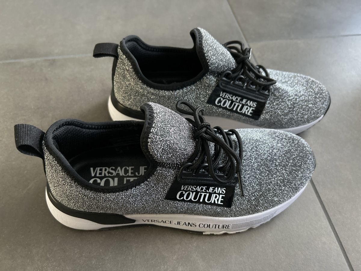 Versace Scarpe da donna: Versace Jeans Couture baskets taille 40 – Nuovo (secondo la descrizione) da Delémont venduto da Ma_LoU.01