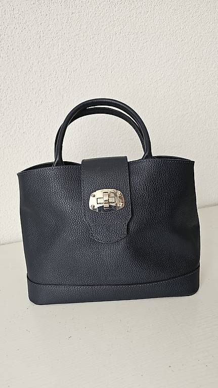 Borse da donna: Handtasche Echt Leder – Usato da Sursee venduto da nei_7klk
