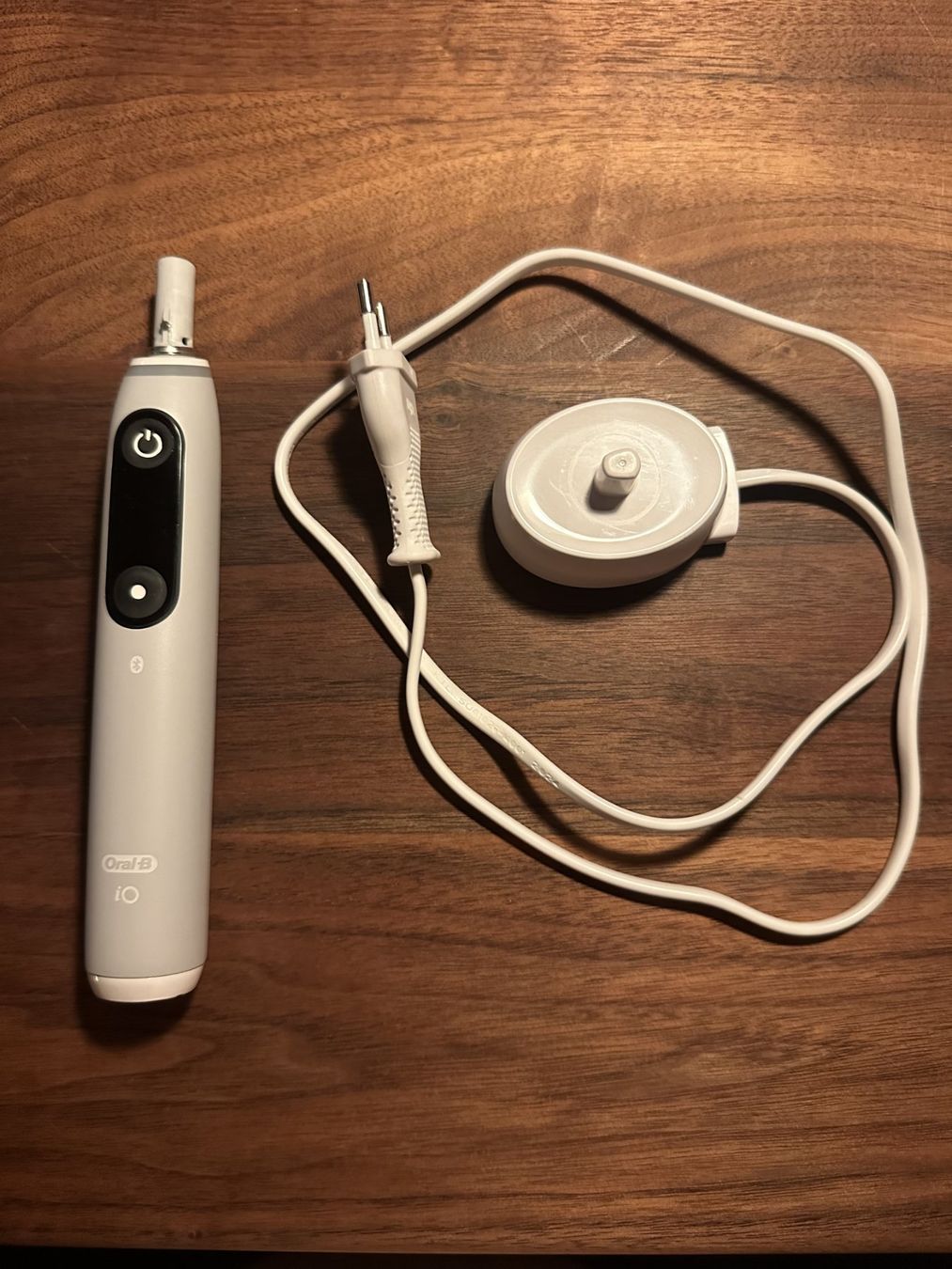 Oral B Zahnpflege: Oral-B iO Series 6 – Gebraucht aus Grafenried von Jarvis488