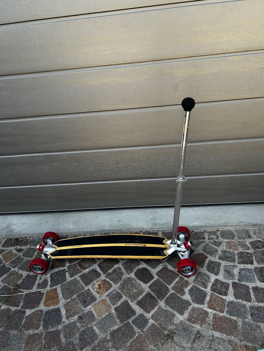 K2 Kickboard: K2 Kickboard "CarveTwo" – Usato da Winterthur venduto da alessandrafritsche