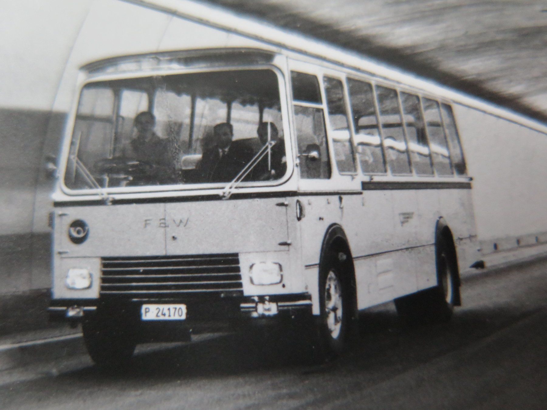 Cartes postales: SAN BERNARDINO - OLDTIMER - FBW-POSTAUTO – D'occasion à Wittenbach par lipasal 2