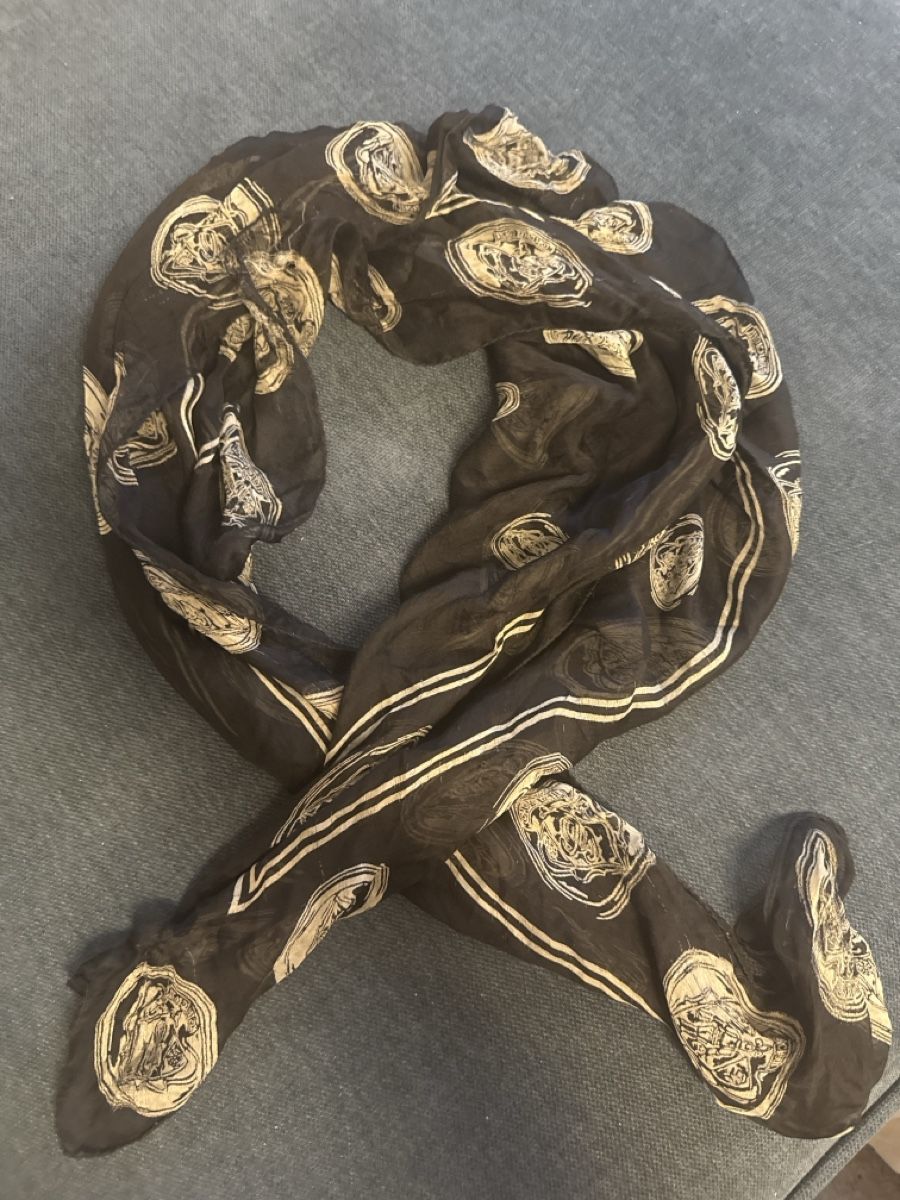 Gucci Foulards, Tücher & Schals: Gucci Foulard – Gebraucht aus Zürich von ann_h6tp