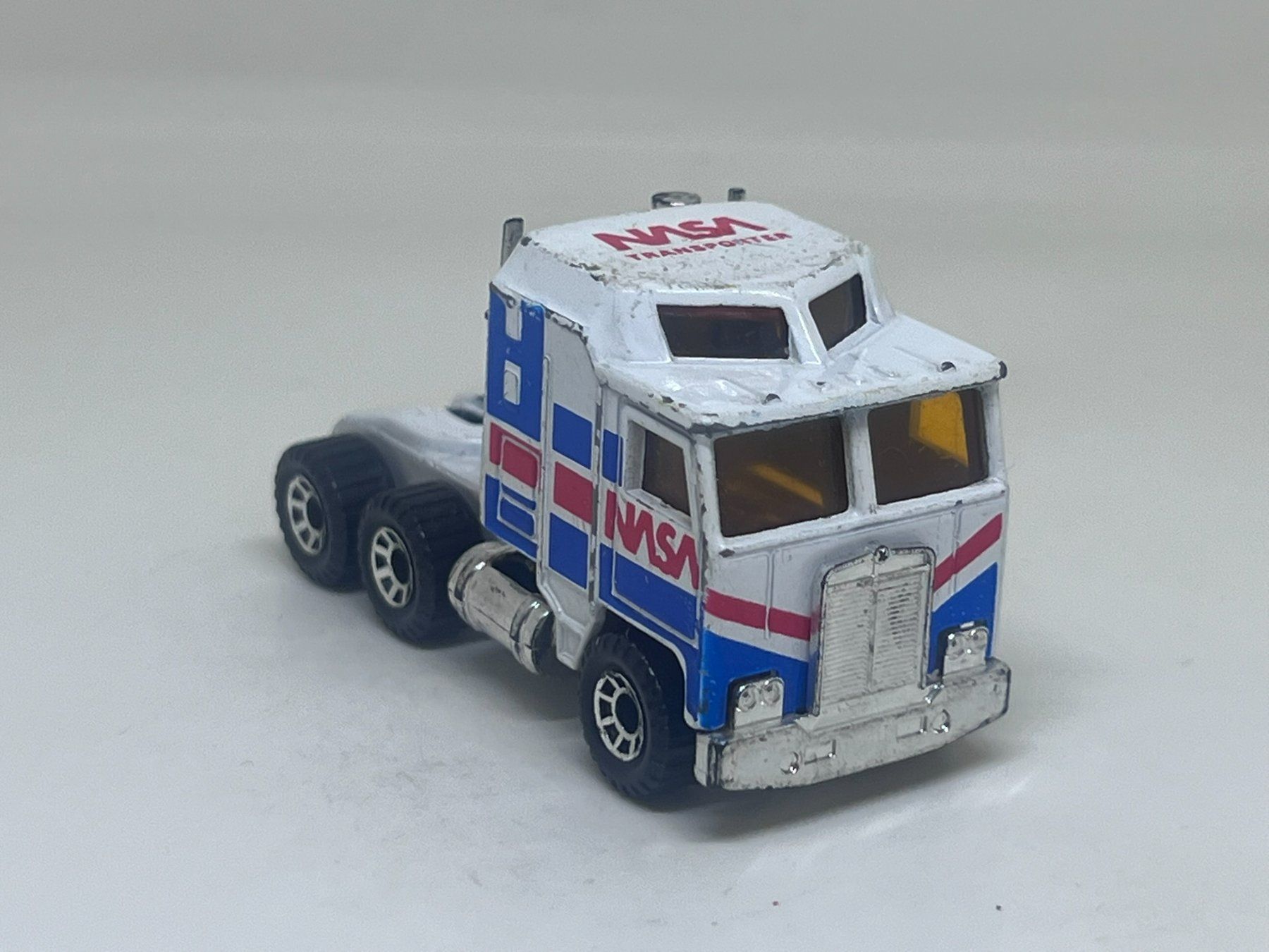 Matchbox Modellini d'auto: Matchbox Kenworth #363 – Usato da Wildegg venduto da LaaBoutique