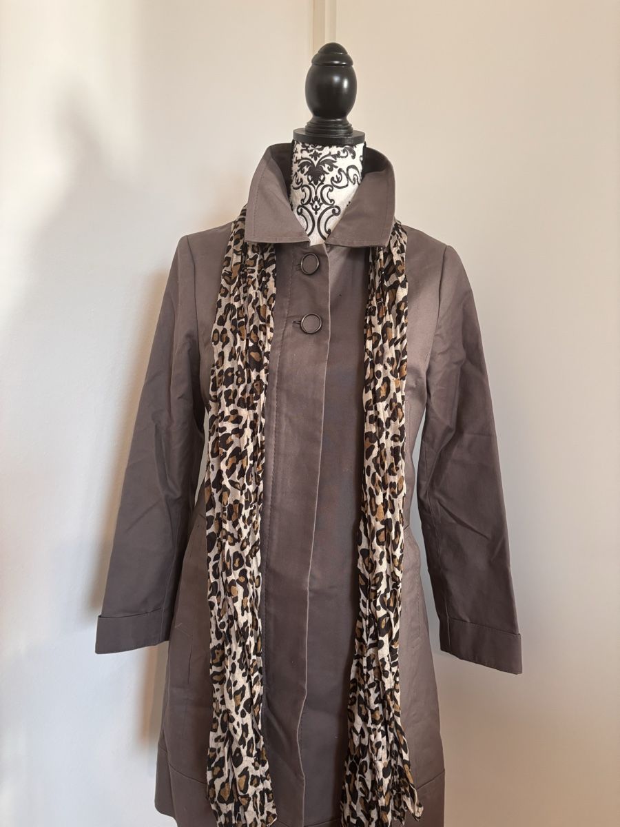 H&M Cappotti: H&M Frühlingsmantel, Khaki, Grösse 36 – Usato da Basel venduto da Pureza82