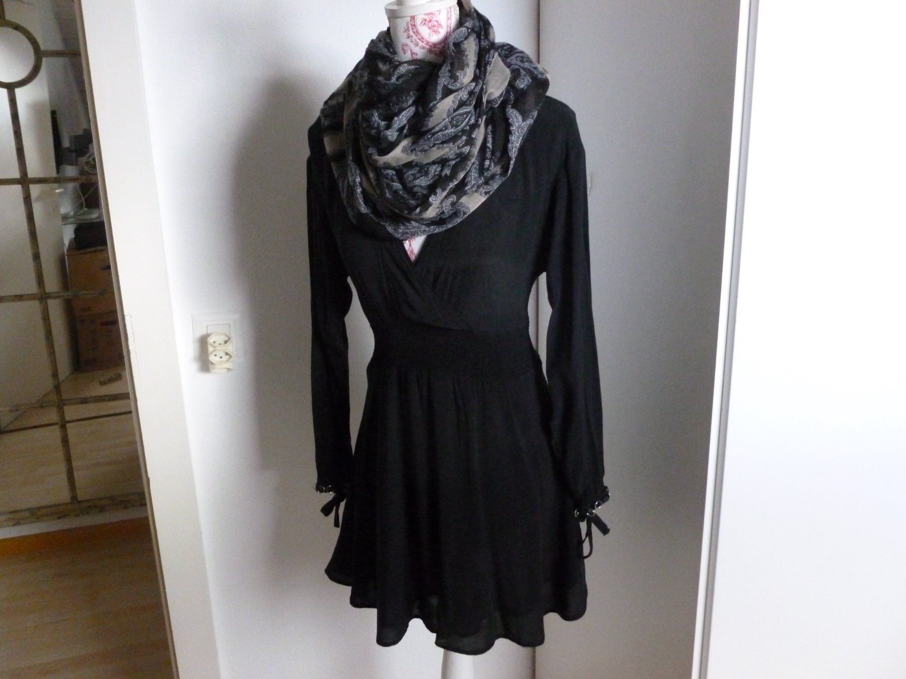 Zara Robes: Kleid – D'occasion à Arlesheim par Jadur