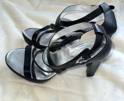 HOGAN SANDALEN GR. 40 LEDER neuwertig