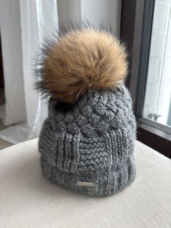 Stöhr Wollmütze mit Echtpelzbommel grau