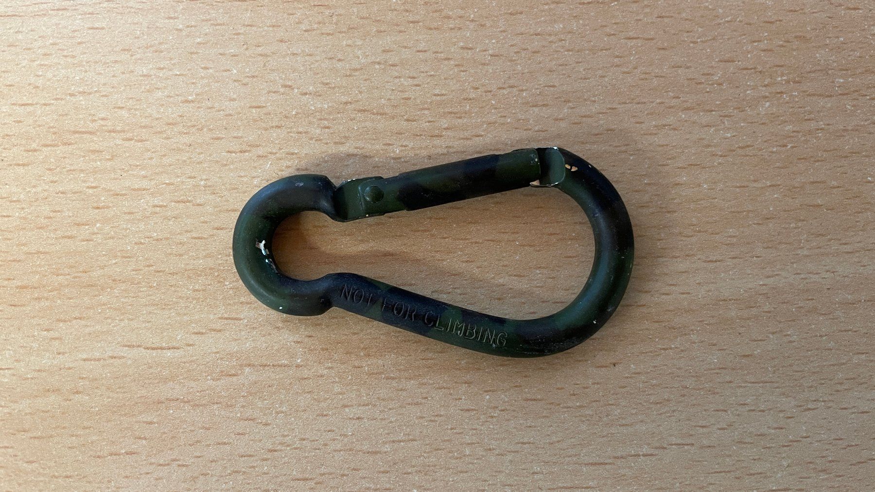 Attrezzatura da arrampicata: Karabiner camo – Usato da Glattfelden venduto da cybermaxx 1