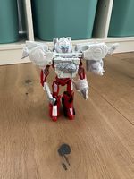 Transformers Aufstieg der Bestien, Beast und Arcee
