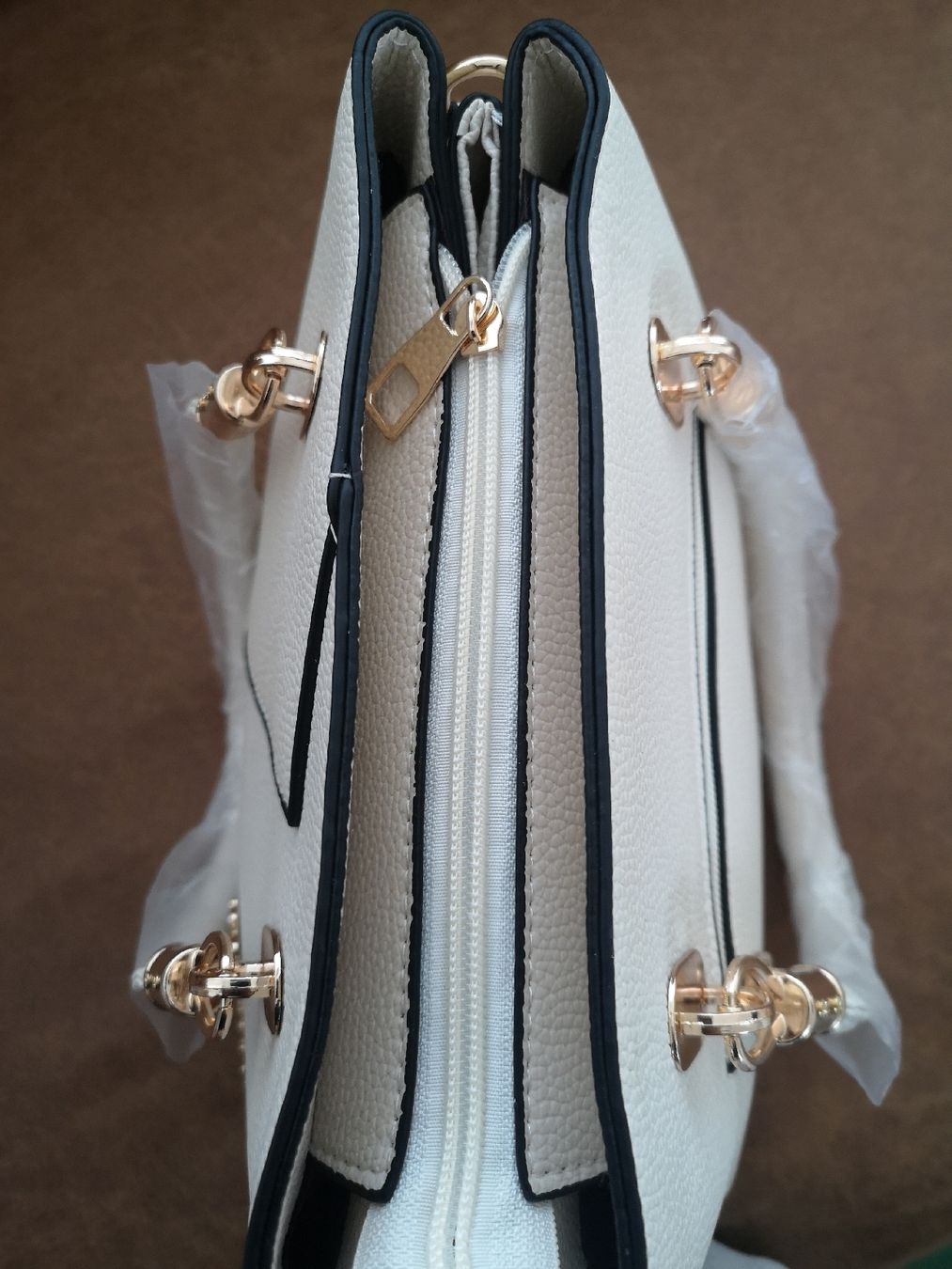 Borse da donna: Handtasche beige Neu 27x14x19cm – Nuovo e nell'imballaggio originale da Dietikon venduto da pokerface5 3