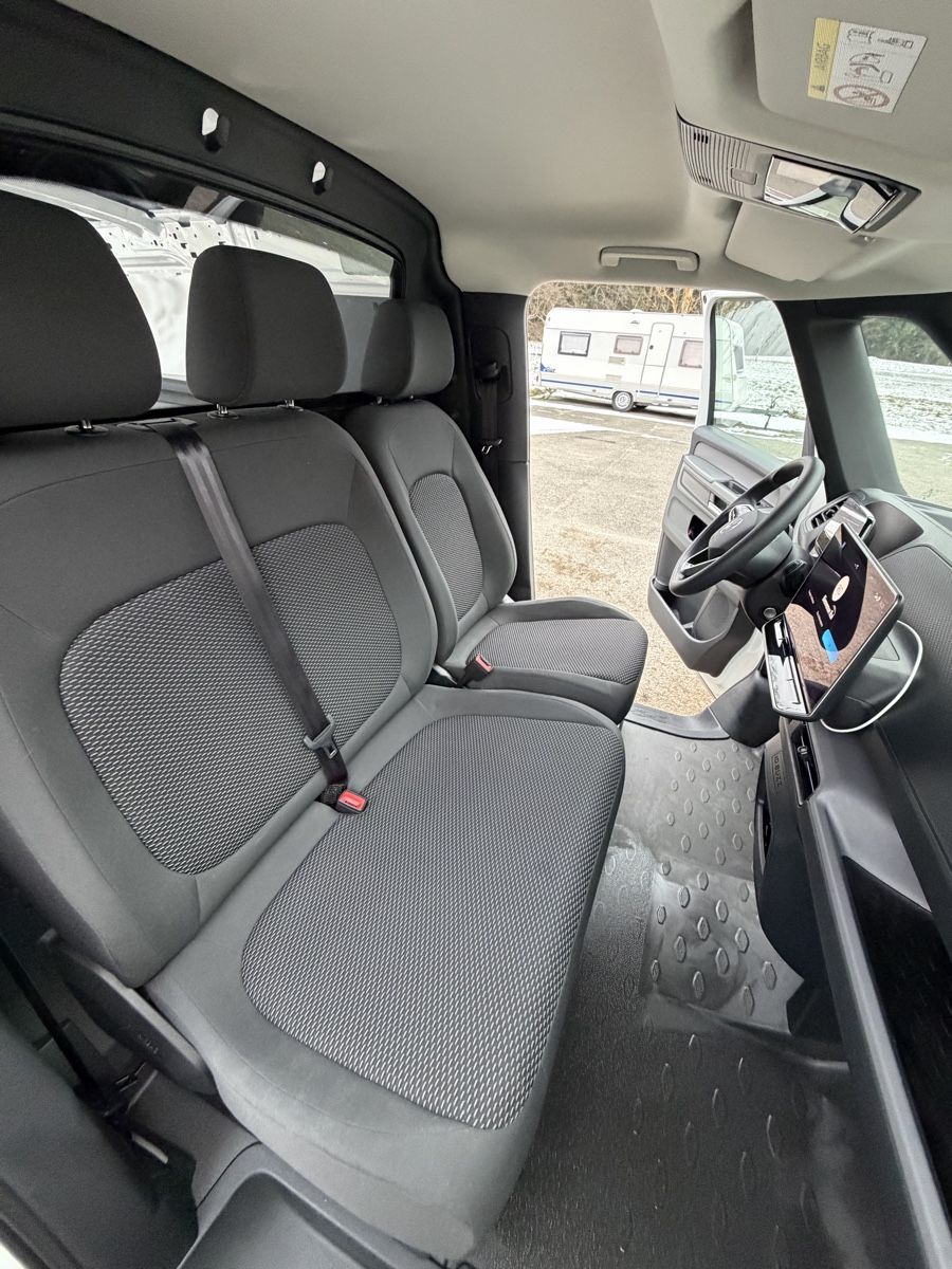 VW Nutzfahrzeuge: VW id Buzz Cargo Pro – Gebraucht aus Orges von lat_l28l 3