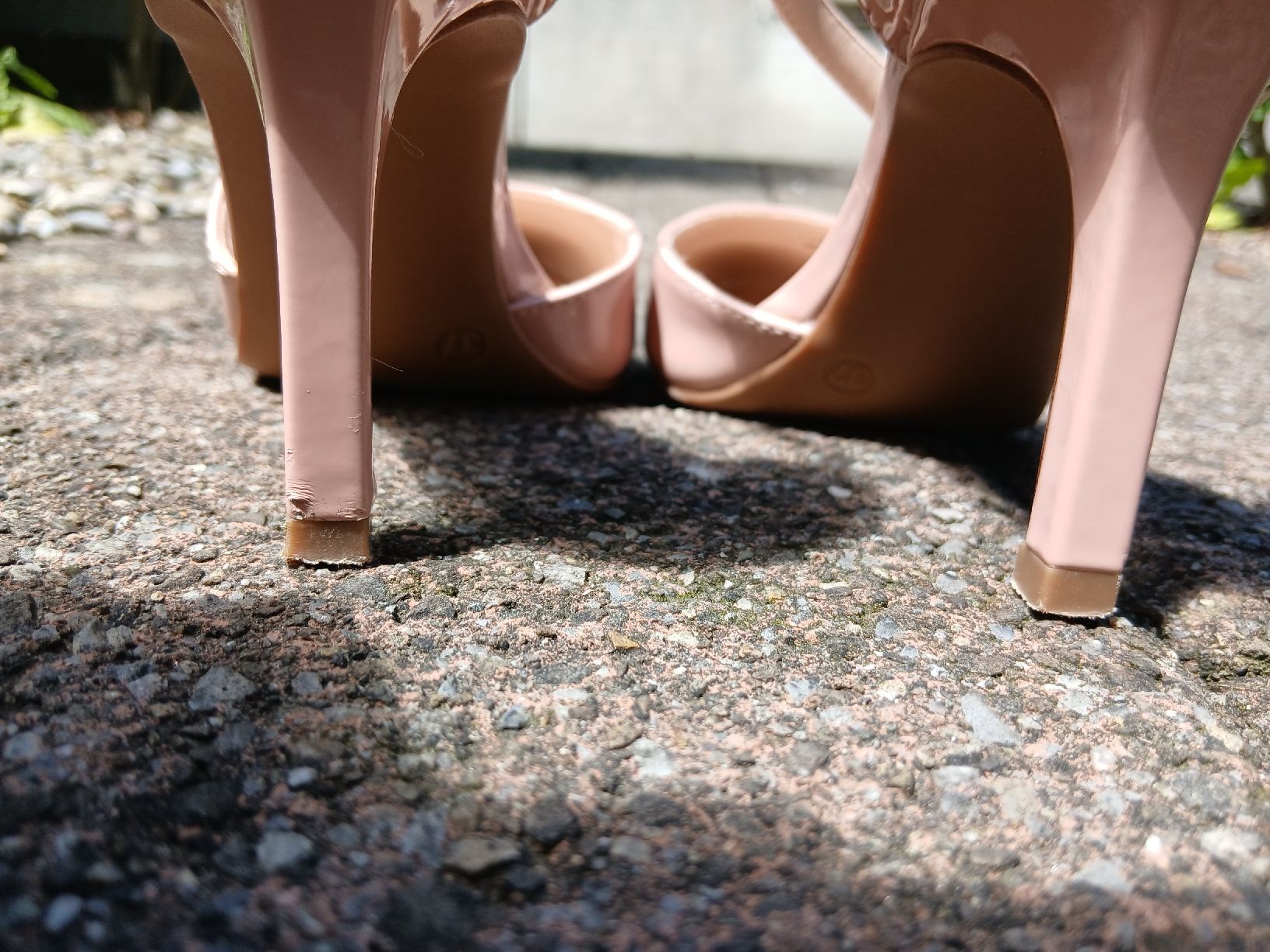 Scarpe da donna: High Heels Gr. 37 Nude-Rose NEU – Nuovo (secondo la descrizione) da Galgenen venduto da Liv_Steinauer_1 9