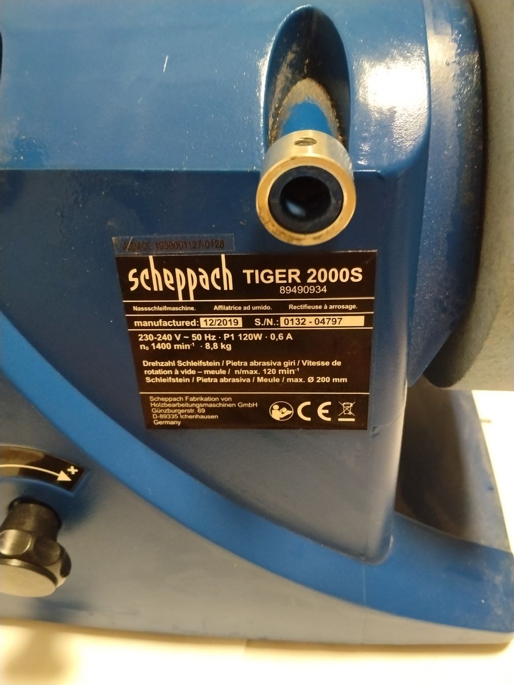Scheppach Smerigliatrici & Lucidatrici: Grosse Scheppach Tisch Schleifmaschine Tiger 2000s – Usato da Biel/Bienne venduto da Vintage-timearts 2