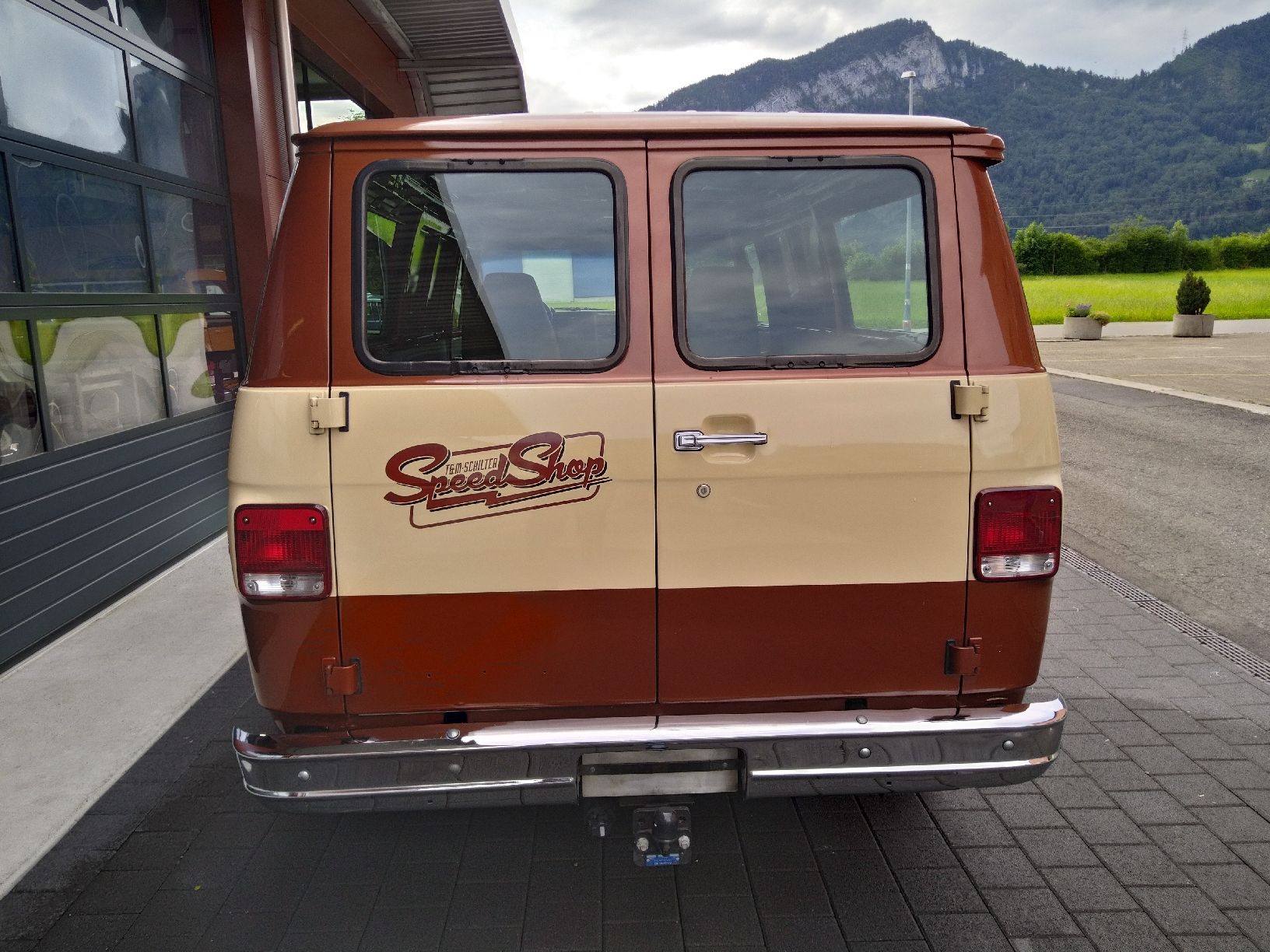 Chevrolet Automobili: Chevrolet Van G30 – Usato da Steinen venduto da Blackcadillac 6