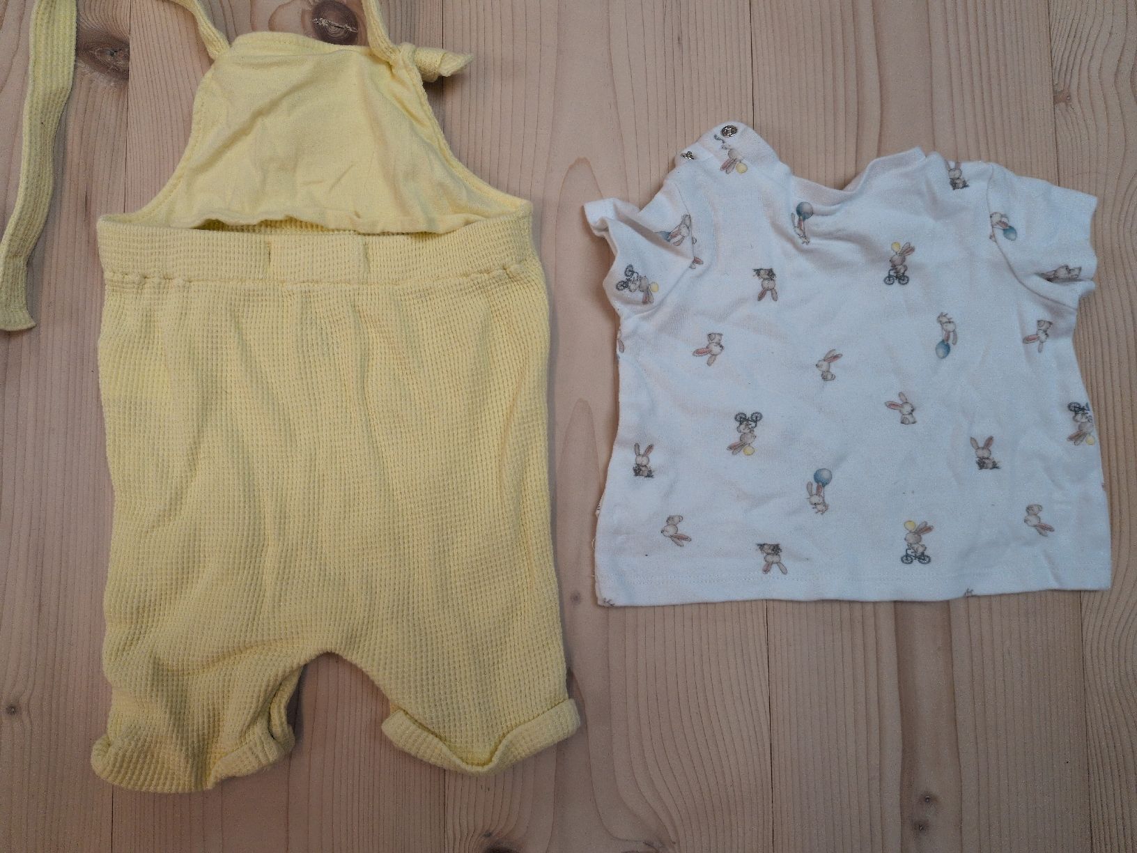 Kleiderpakete & -sets: 3 Outfits Gr. 68 – Gebraucht aus Oberhelfenschwil von Tattar 9
