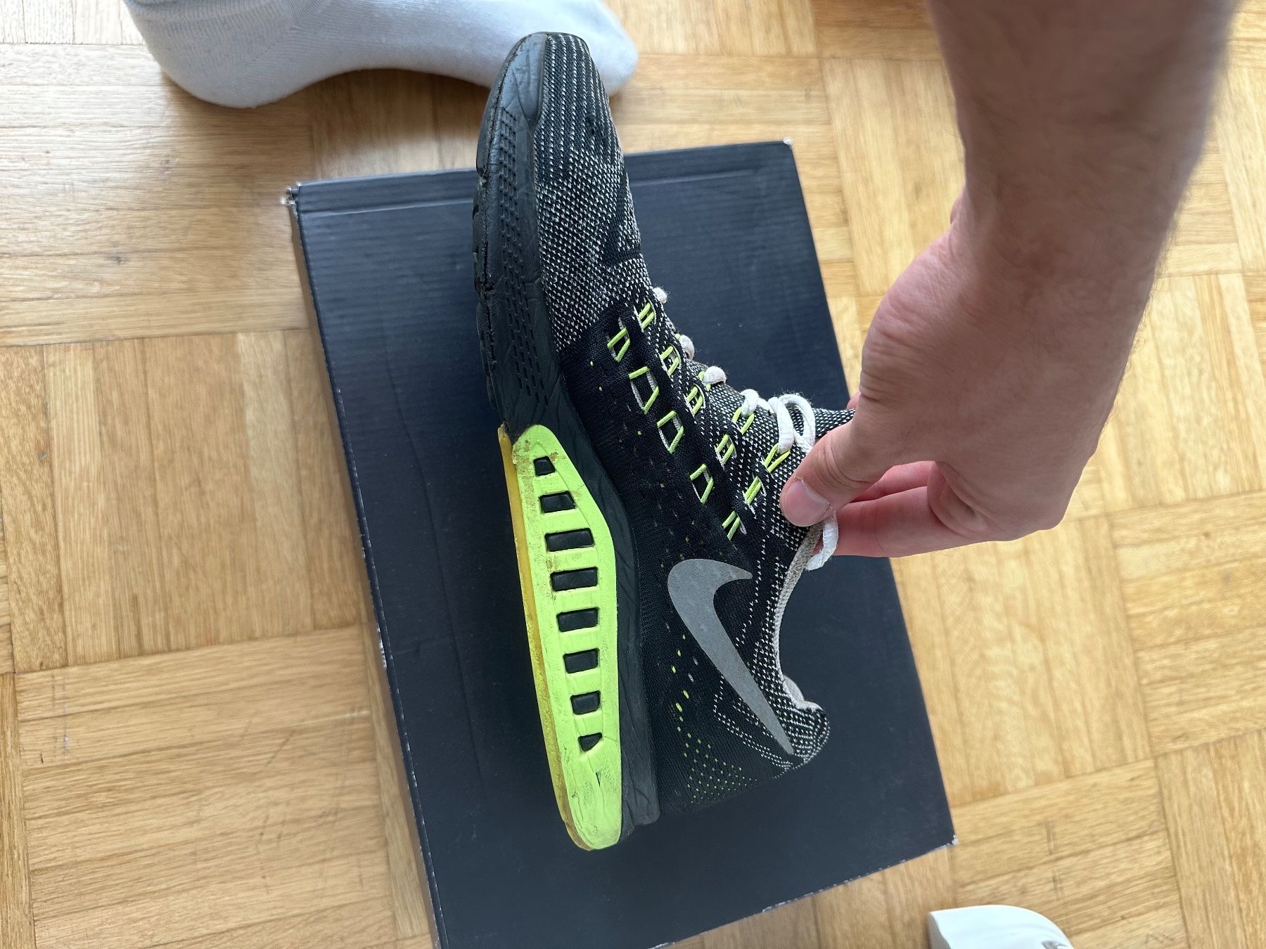 Scarpe da uomo: Joggingschuhe Nike – Usato da Basel venduto da ari_qn6c 3