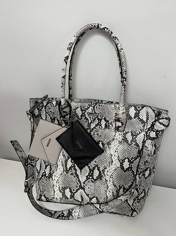 Guess Borse da donna: Borsa Guess – Usato da Bellinzona venduto da cla_nml2