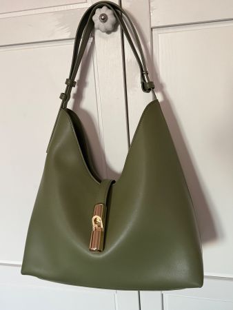 FURLA HOBO Handtasche, sage/olive - neuwertig