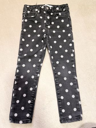 Schicke Zara Jeans, Gr. 110, Top Zustand!